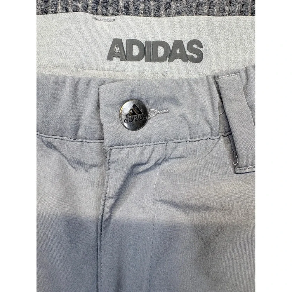 Adidas Mens Gray Golf Shorts Size 30 Flat Front Performance Activewear